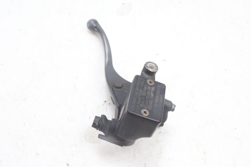 photo de MASTERCYLINDER ANTERIORE HONDA FES PANTHEON 2T 125 (1998 - 2002) - Stato della superficie e materiale