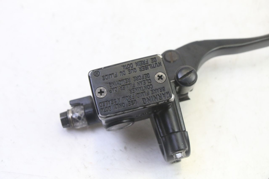 photo de MASTERCYLINDER ANTERIORE HONDA FES S-WING SWING ABS 125 (2007 - 2015) - Dettaglio del componente