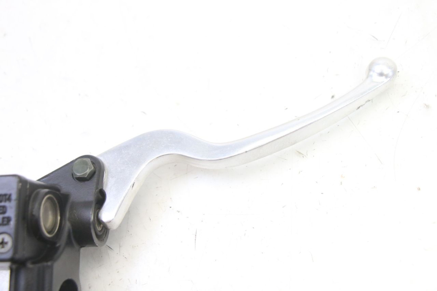 photo de Cilindro principale anteriore SYM FIDDLE 3 III 50 (2014 - 2020) - Zoom sullo stato d'uso