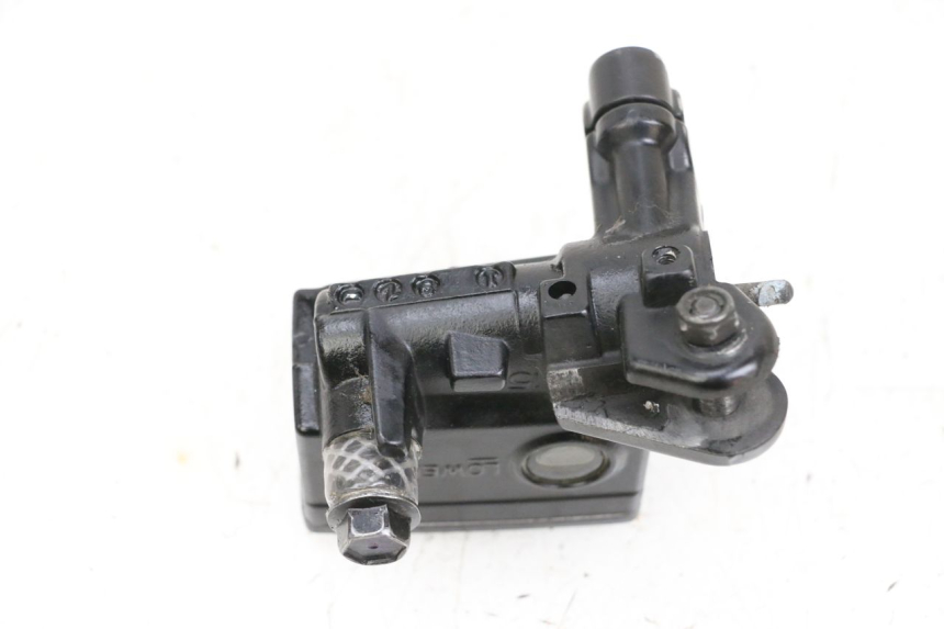 photo de MASTERCYLINDER ANTERIORE YAMAHA FJR ABS 1300 (2006 - 2012) - Zoom sullo stato d'uso