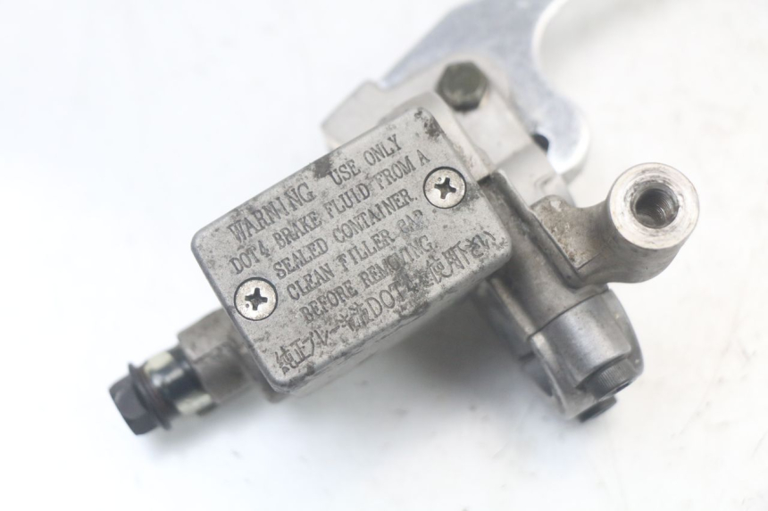 photo de MASTERCYLINDER ANTERIORE MBK FLAME X 125 (2004 - 2007) - Zoom sullo stato d'uso