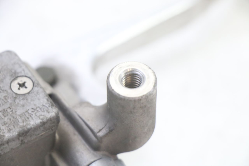 photo de POMPA FRENO ANTERIORE MBK FLAME X 125 (2007 - 2016) - Altra angolazione