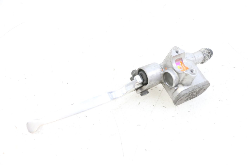 photo de CILINDRO PRINCIPALE ANTERIORE MBK FLIPPER 115 (2013 - 2017) - Altra angolazione