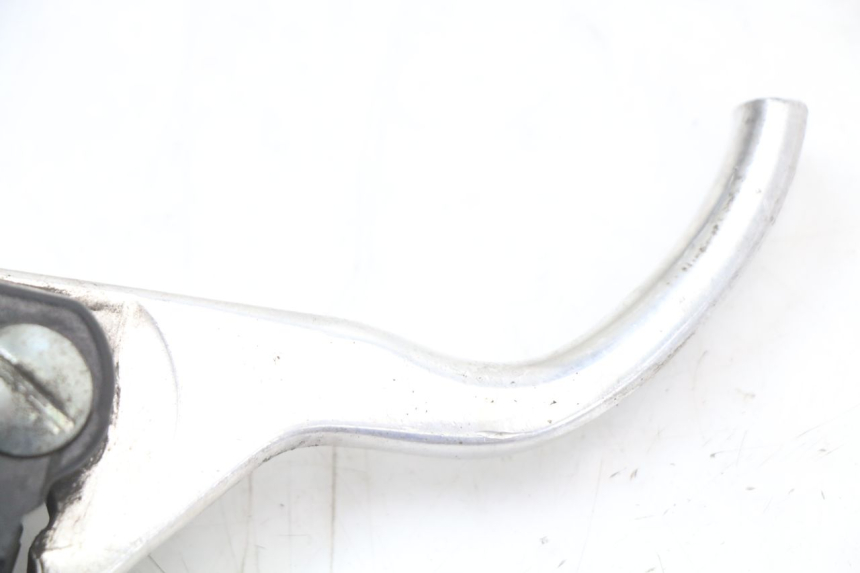 photo de MASTERCYLINDER ANTERIORE PIAGGIO FLY 2T 50 (2004 - 2017) - Primo piano tecnico