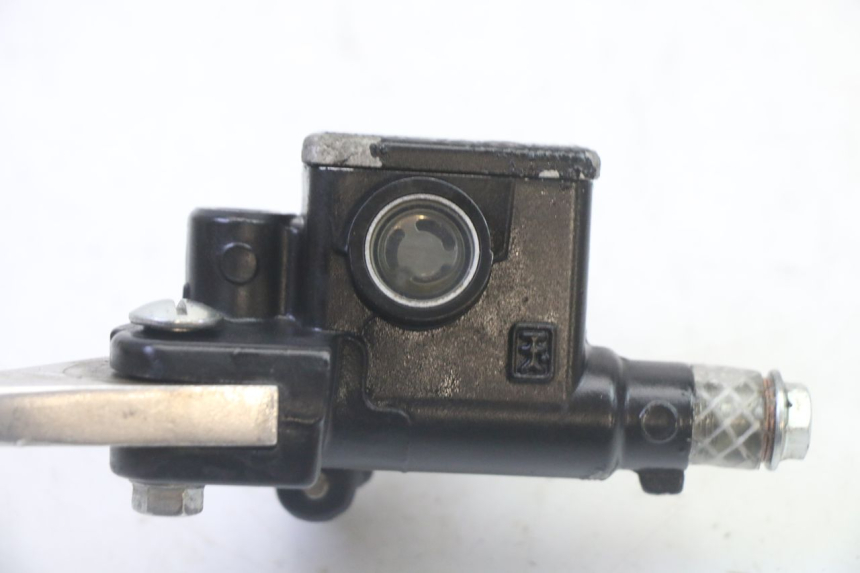 photo de MASTERCYLINDER ANTERIORE PIAGGIO FLY 2T 50 (2004 - 2017) - Dettaglio del componente