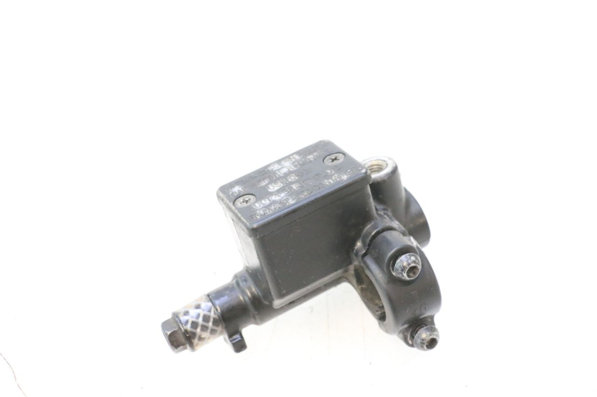 photo de MASTERCYLINDER ANTERIORE PIAGGIO FLY 2T 50 (2004 - 2017) - Vista principale