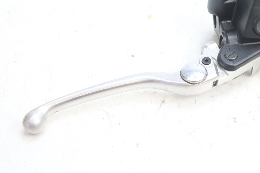 photo de POMPA FRENO ANTERIORE YAMAHA FZ8 800 (2010 - 2016) - Dettaglio del componente