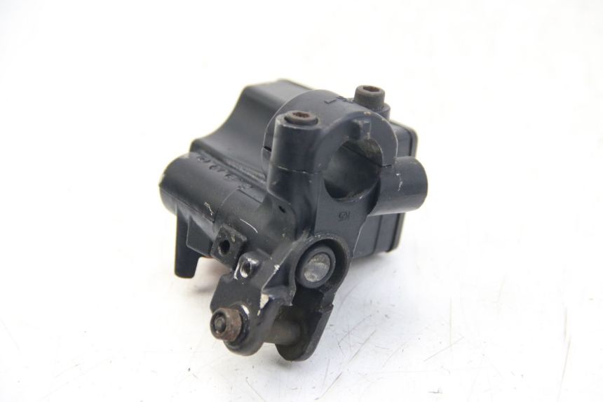 photo de MASTERCYLINDER ANTERIORE YAMAHA FZS FAZER 600 (2001 - 2003) - Dettaglio del componente