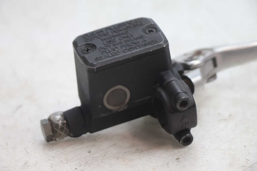 photo de MASTERCYLINDER ANTERIORE GILERA GP 800 (2007 - 2013) - Zoom sullo stato d'uso