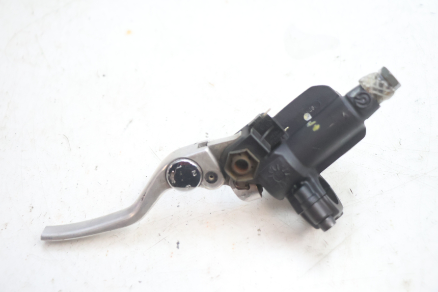 photo de MASTERCYLINDER ANTERIORE GILERA GP 800 (2007 - 2013) - Marcature e riferimenti originali