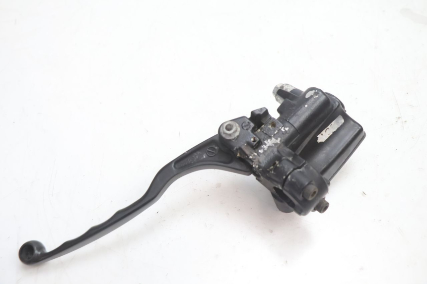 photo de POMPA FRENO ANTERIORE KAWASAKI GPX F ZX750F 750 (1986 - 1990) - Dettagli dei punti di fissaggio