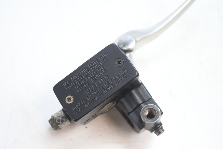 photo de POMPA FRENO ANTERIORE SUZUKI GSF N BANDIT 1200 (2001 - 2005) - Dettaglio del componente