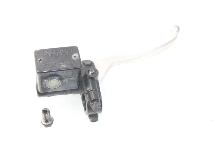 photo de Cilindro principale anteriore SYM GTS EFI ABS 125 (2012 - 2016) - Primo piano tecnico