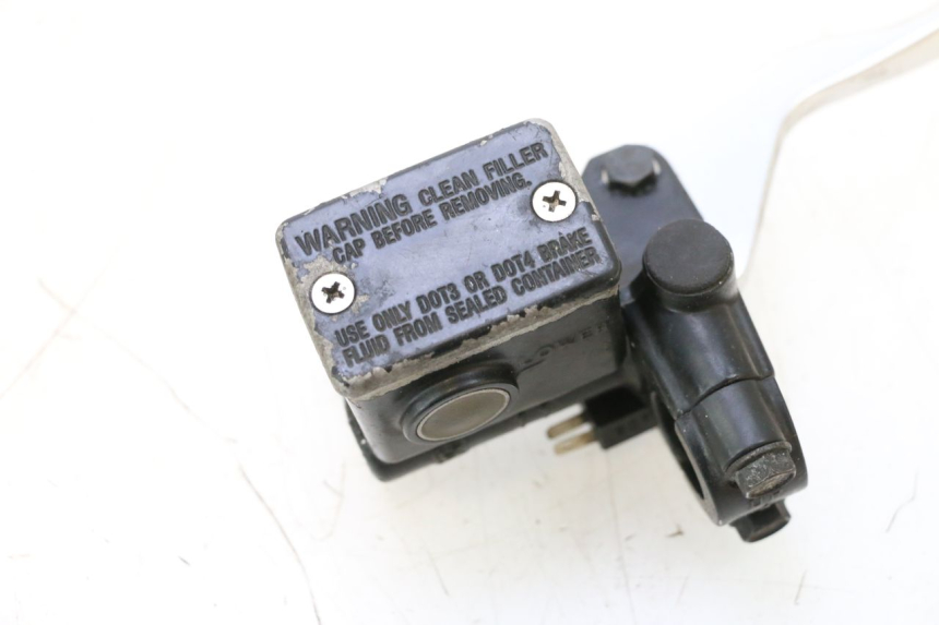 photo de CILINDRO PRINCIPALE ANTERIORE SYM GTS EVO 125 (2009 - 2013) - Zoom sullo stato d'uso
