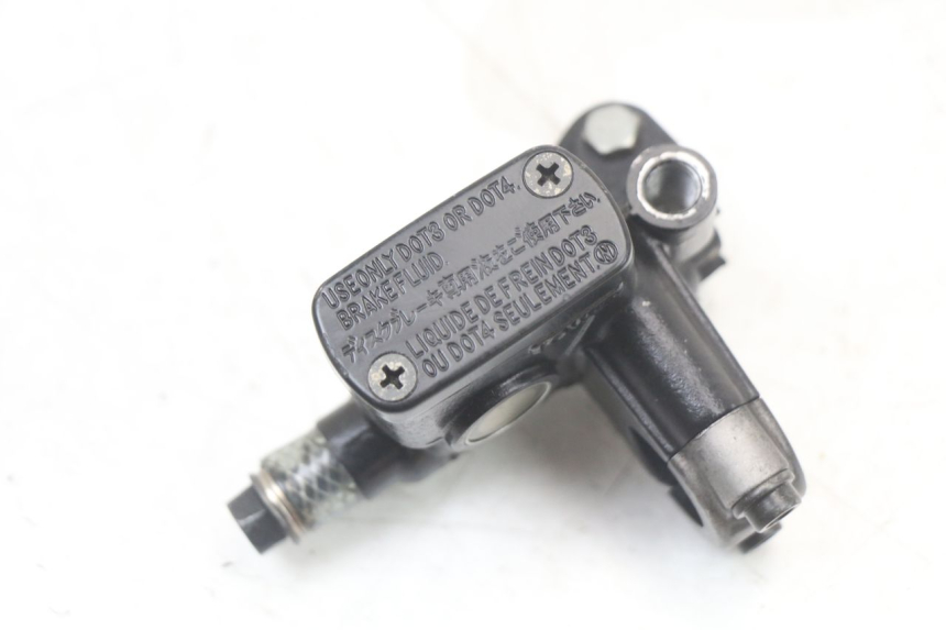 photo de MASTERCYLINDER ANTERIORE HONDA PCX (JF28) 125 (2009 - 2011) - Zoom sullo stato d'uso