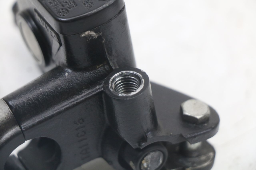 photo de MASTERCYLINDER ANTERIORE HONDA PCX (JF28) 125 (2009 - 2011) - Primo piano tecnico