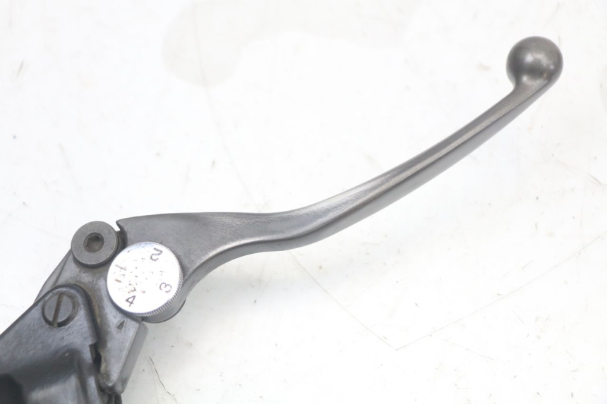 photo de POMPA FRENO ANTERIORE KAWASAKI GTR 1000 (1994 - 2004) - Zoom sullo stato d'uso