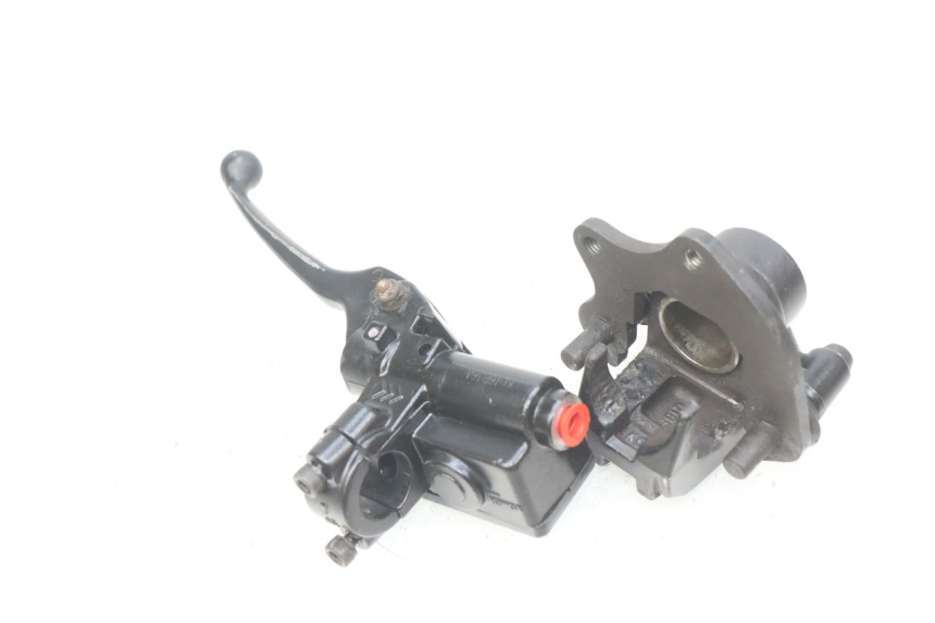 photo de MASTERCYLINDER ANTERIORE PEUGEOT KISBEE 2T 50 (2010 - 2017) - Dettaglio del componente