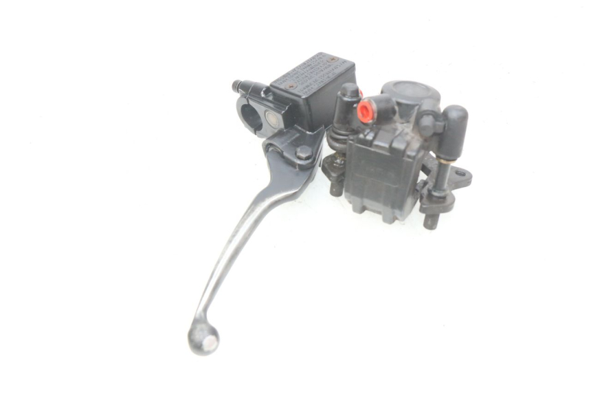 photo de MASTERCYLINDER ANTERIORE PEUGEOT KISBEE 2T 50 (2010 - 2017) - Primo piano tecnico