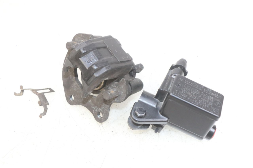 photo de MASTERCYLINDER ANTERIORE PEUGEOT KISBEE 2T 50 (2010 - 2017) - Dettaglio del componente