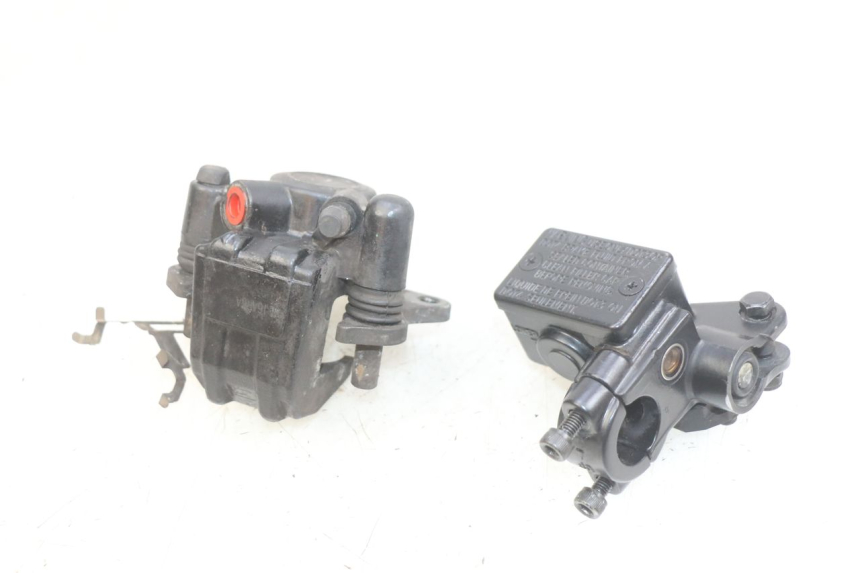 photo de MASTERCYLINDER ANTERIORE PEUGEOT KISBEE 2T 50 (2010 - 2017) - Stato della superficie e materiale