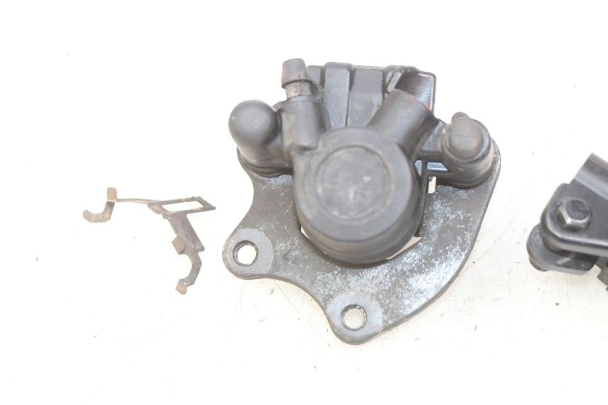 photo de MASTERCYLINDER ANTERIORE PEUGEOT KISBEE 2T 50 (2010 - 2017) - Ricambio usato controllato