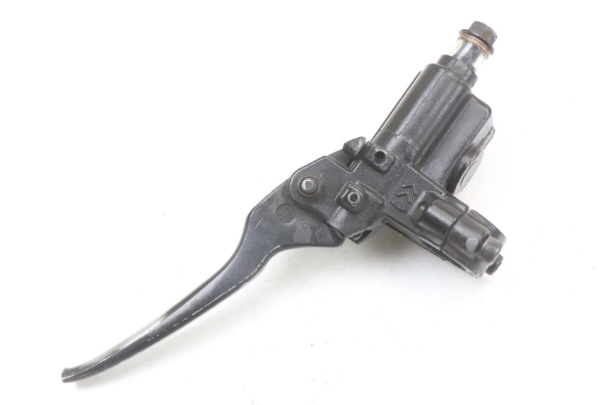 photo de POMPA FRENO ANTERIORE PEUGEOT KISBEE 2T 50 (2018 - 2022) - Primo piano tecnico