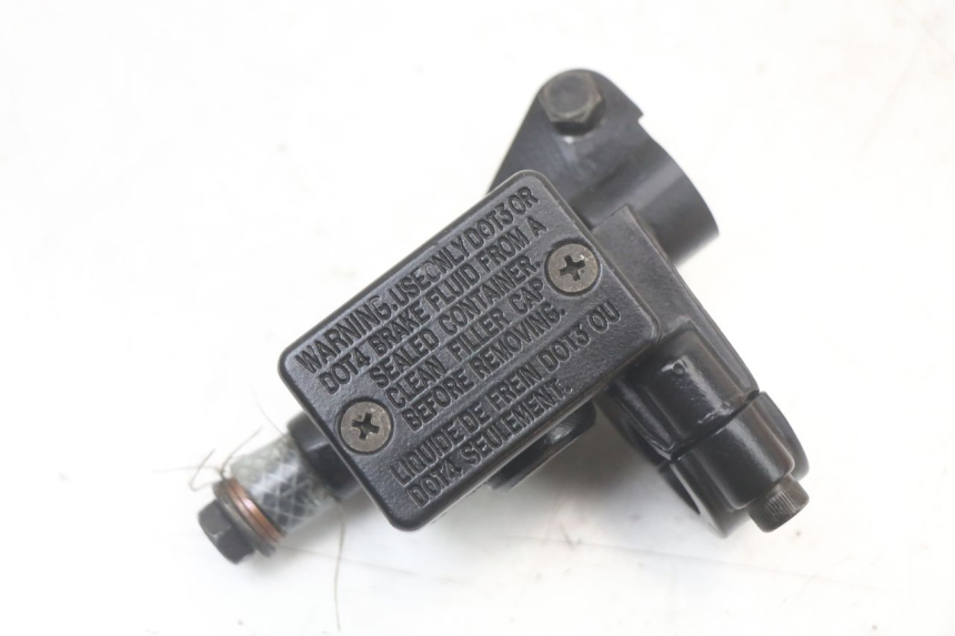 photo de MASTERCYLINDER ANTERIORE PEUGEOT KISBEE 2T 50 (2010 - 2017) - Vista principale