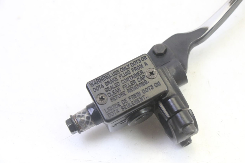 photo de MASTERCYLINDER ANTERIORE PEUGEOT KISBEE 2T 50 (2010 - 2017) - Dettaglio del componente