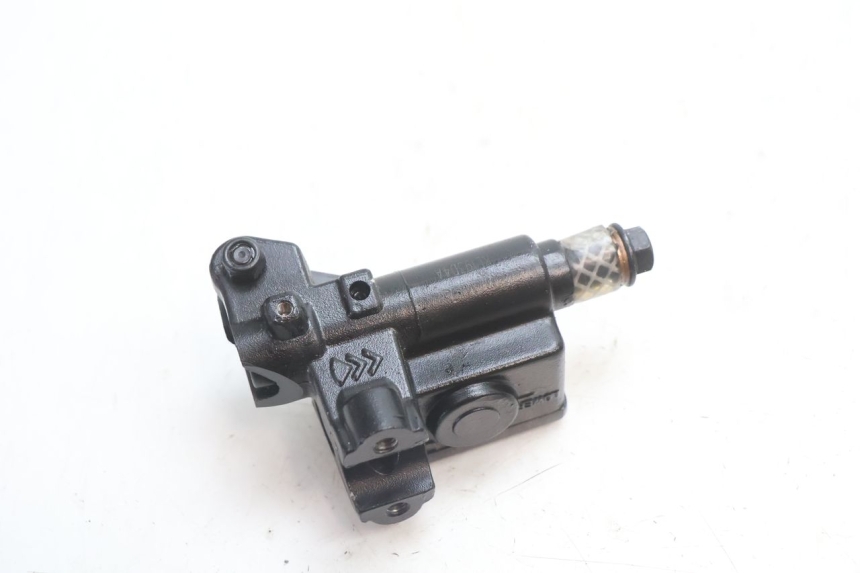 photo de POMPA FRENO ANTERIORE PEUGEOT KISBEE 2T 50 (2018 - 2022) - Primo piano tecnico