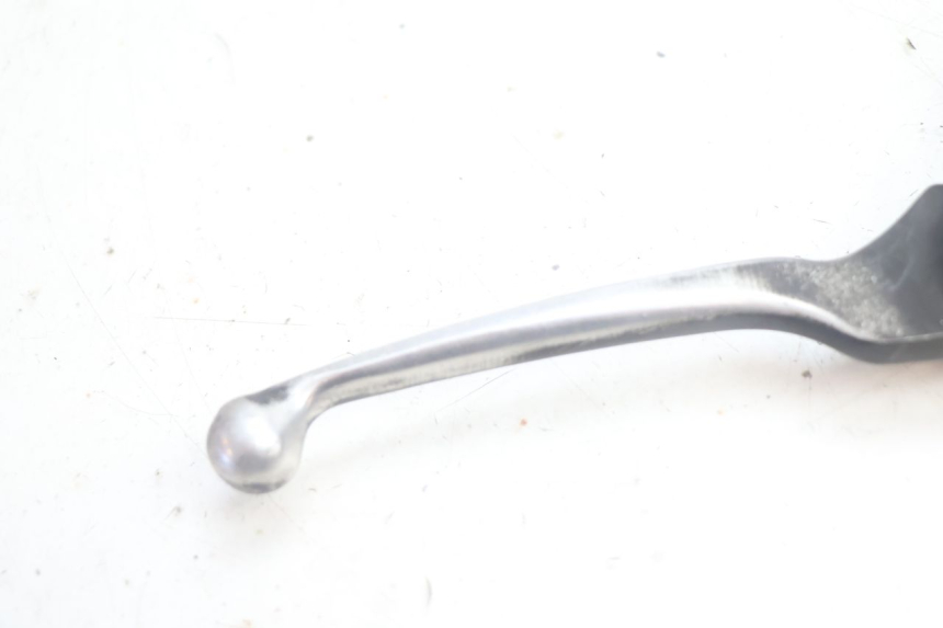 photo de MASTERCYLINDER ANTERIORE PEUGEOT KISBEE 2T 50 (2010 - 2017) - Primo piano tecnico