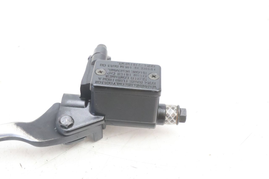 photo de MASTERCYLINDER ANTERIORE PEUGEOT KISBEE 2T 50 (2010 - 2017) - Dettagli dei punti di fissaggio