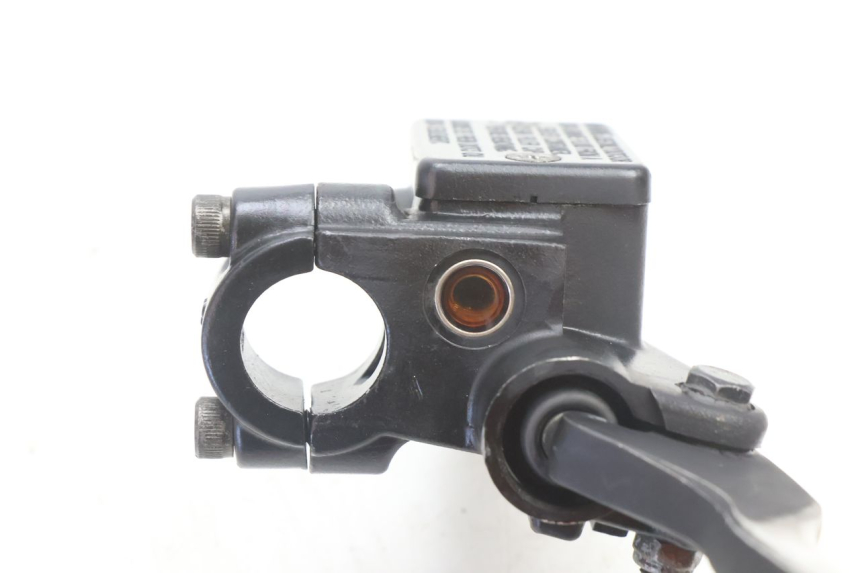 photo de MASTERCYLINDER ANTERIORE PEUGEOT KISBEE 2T 50 (2010 - 2017) - Stato della superficie e materiale