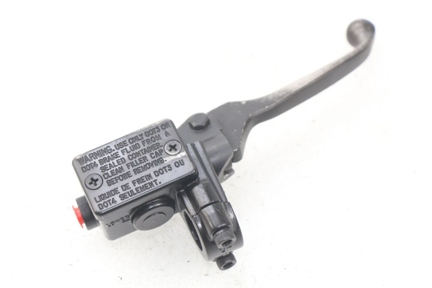 photo de MASTERCYLINDER ANTERIORE PEUGEOT KISBEE 4T 50 (2018 - 2022) - Altra angolazione