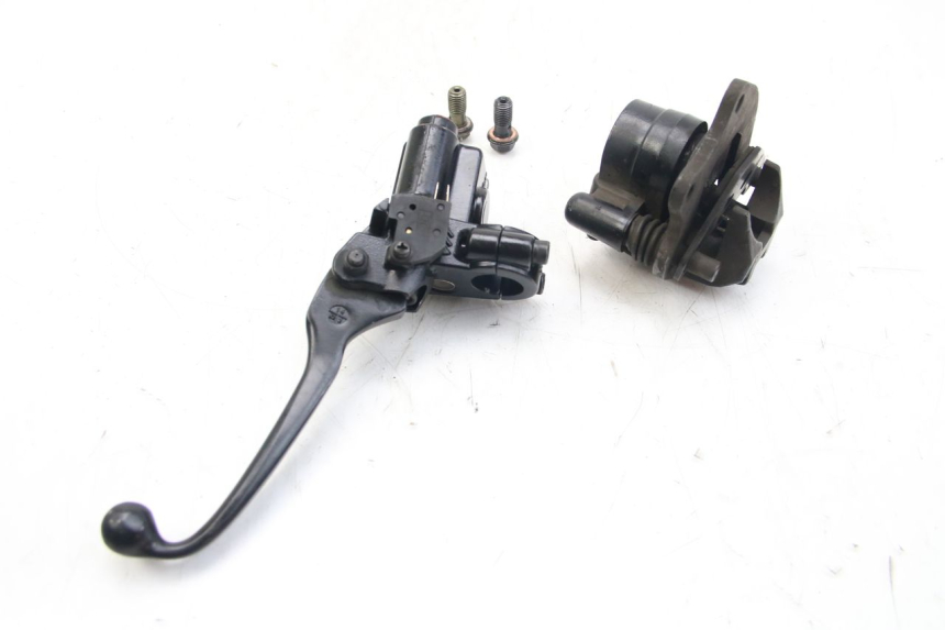 photo de MASTERCYLINDER ANTERIORE PEUGEOT KISBEE 4T 50 (2018 - 2022) - Vista d'insieme del prodotto