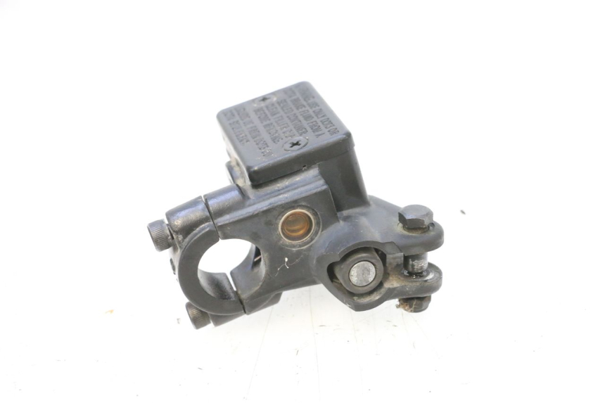 photo de MASTERCYLINDER ANTERIORE PEUGEOT KISBEE 4T 50 (2018 - 2022) - Zoom sullo stato d'uso