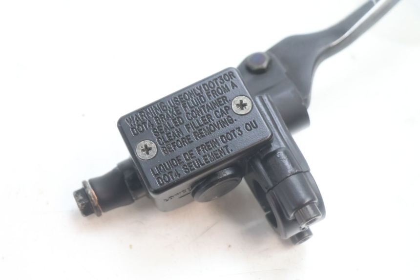 photo de MASTERCYLINDER ANTERIORE PEUGEOT KISBEE 4T 50 (2010 - 2017) - Dettaglio del componente