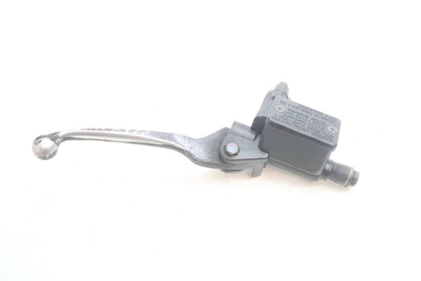 photo de MASTERCYLINDER ANTERIORE PEUGEOT KISBEE 4T 50 (2010 - 2017) - Altra angolazione