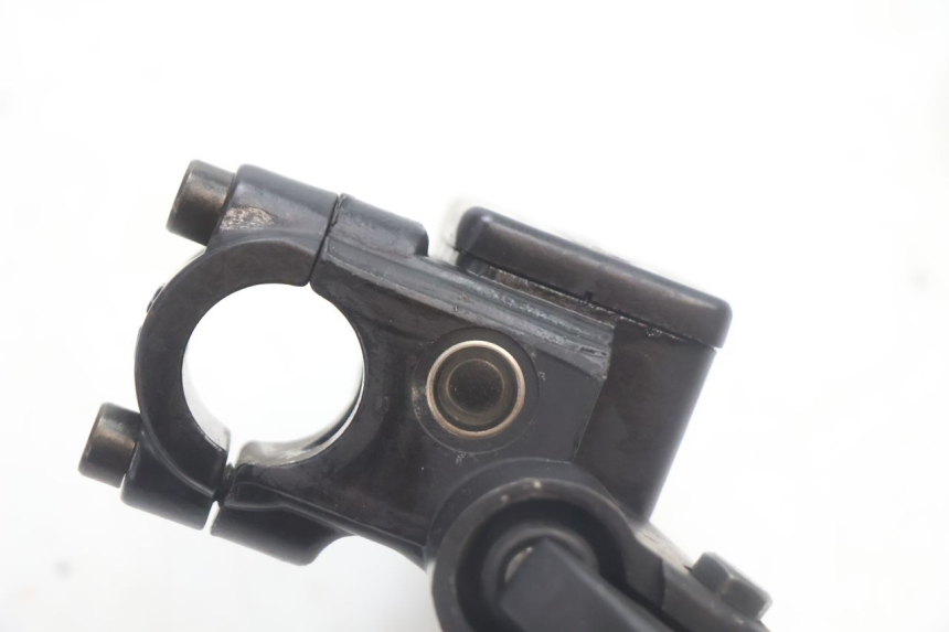 photo de MASTERCYLINDER ANTERIORE PEUGEOT KISBEE 4T 50 (2010 - 2017) - Dettagli dei punti di fissaggio