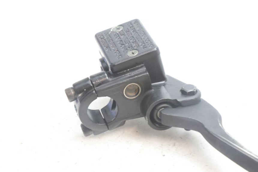 photo de MASTERCYLINDER ANTERIORE PEUGEOT KISBEE 4T 50 (2010 - 2017) - Primo piano tecnico