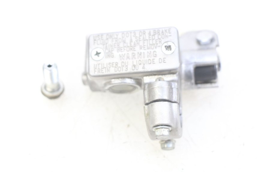 photo de MASTERCYLINDER ANTERIORE KAWASAKI KX 85 (2014 - 2021) - Vista d'insieme del prodotto