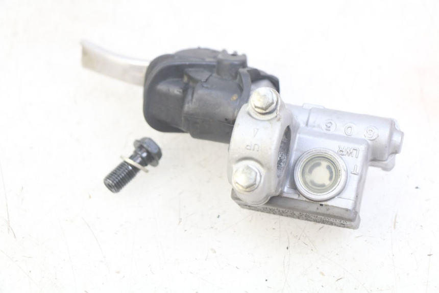 photo de MASTERCYLINDER ANTERIORE KAWASAKI KX 85 (2001 - 2013) - Dettaglio del componente