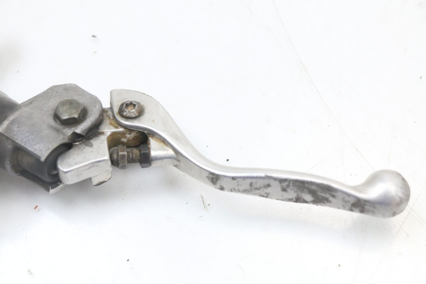 photo de MASTERCYLINDER ANTERIORE KAWASAKI KX 85 (2014 - 2021) - Primo piano tecnico