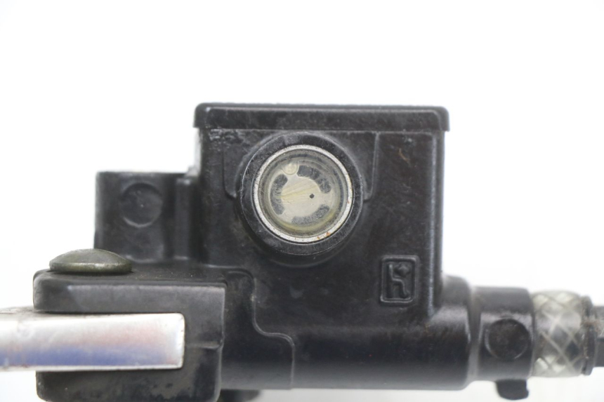 photo de POMPA FRENO ANTERIORE PIAGGIO LIBERTY 4T 50 (2018 - 2021) - Altra angolazione