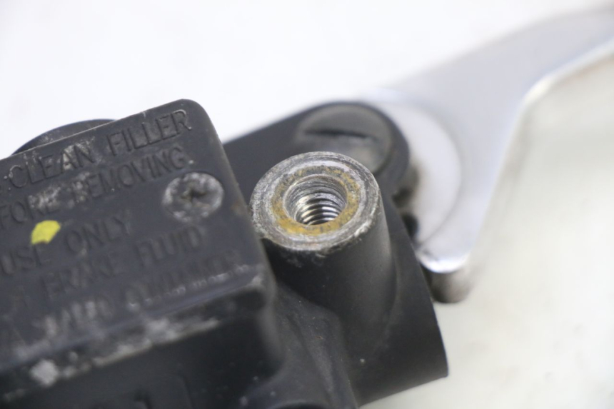 photo de Cilindro principale anteriore PIAGGIO LIBERTY 4T 50 (2009 - 2015) - Zoom sullo stato d'uso