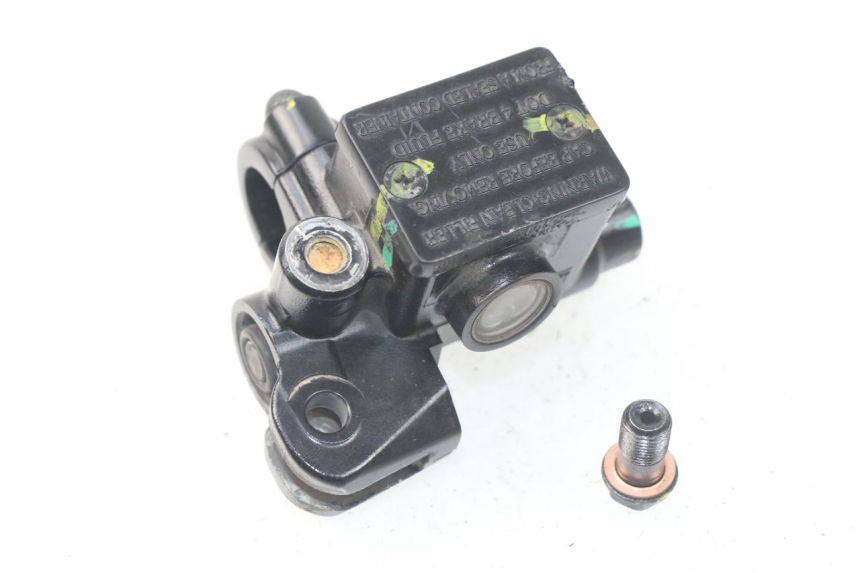 photo de MASTERCYLINDER ANTERIORE PIAGGIO LIBERTY IGET 4T 50 (2015 - 2020) - Primo piano tecnico