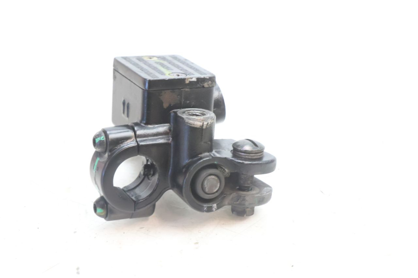 photo de POMPA FRENO ANTERIORE PIAGGIO LIBERTY IGET 4T 50 (2021 - 2025) - Zoom sullo stato d'uso