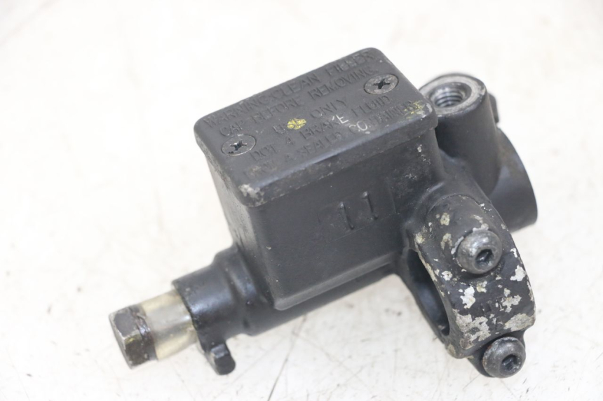photo de MASTERCYLINDER ANTERIORE PIAGGIO LIBERTY 125 (2009 - 2013) - Zoom sullo stato d'uso