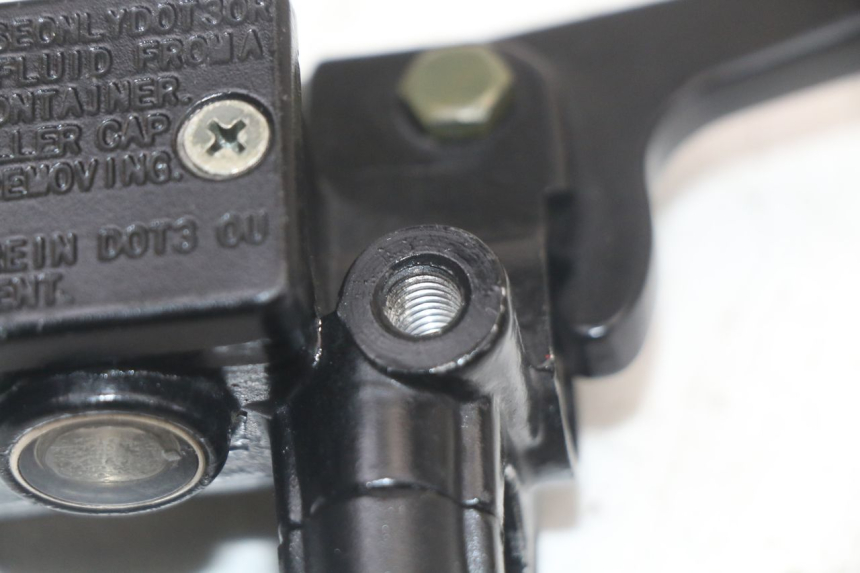 photo de POMPA FRENO ANTERIORE MASH LEGEND'R 4T 50 (2021 - 2025) - Altra angolazione