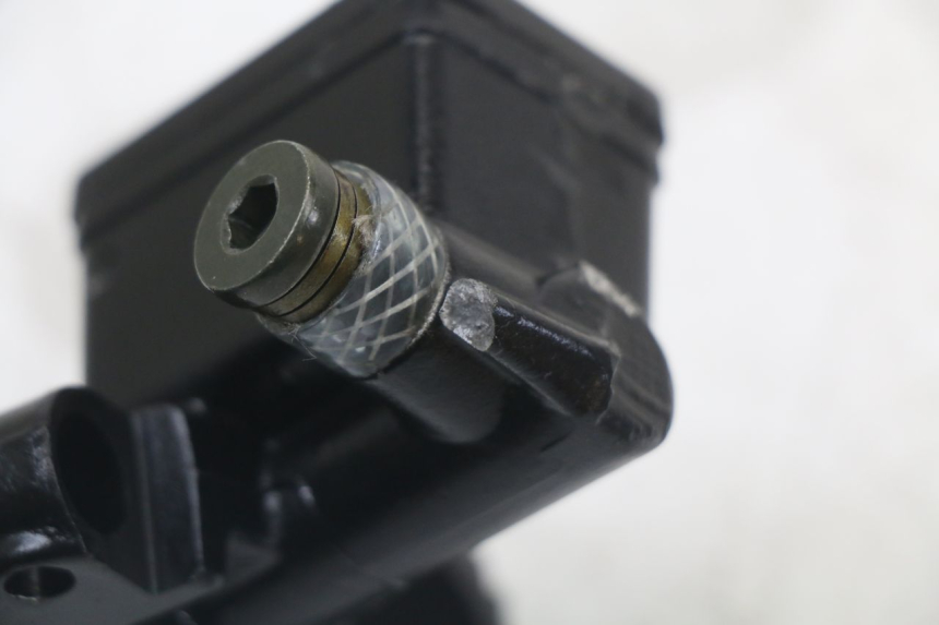 photo de POMPA FRENO ANTERIORE MASH LEGEND'R 4T 50 (2021 - 2025) - Ricambio usato controllato